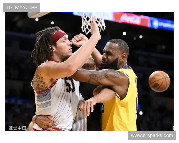 安东尼与詹姆斯精彩对决集锦回顾篮球传奇对抗的巅峰时刻